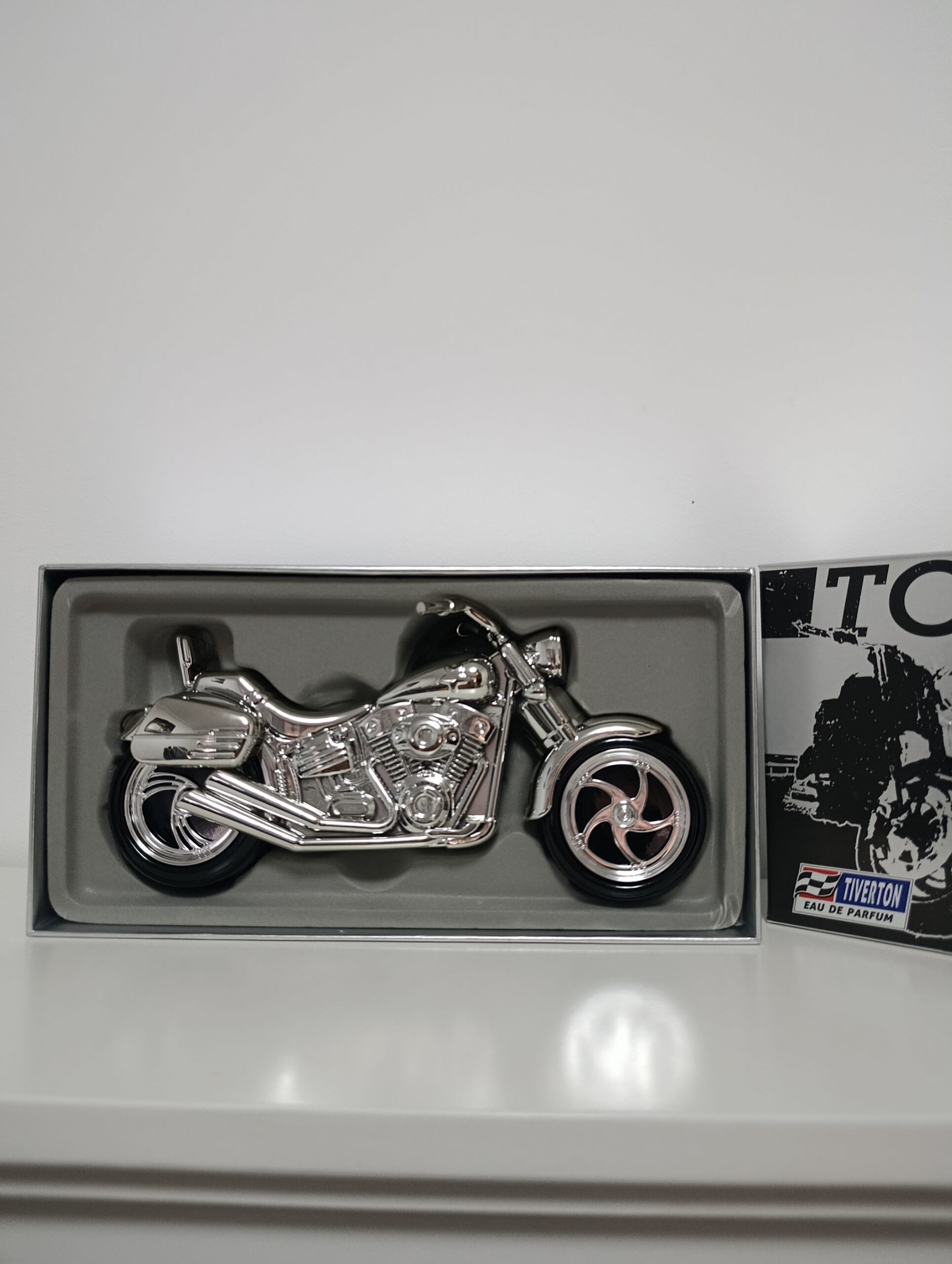 Perfume para Hombre Top Speed Silver - Set 2 en 1 (Día y Noche) 🏍️✨