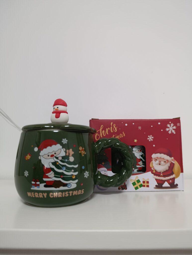 ✨ ¡Navidad Encantadora! Taza Navideña con Tapa y Cuchara ✨🎄
